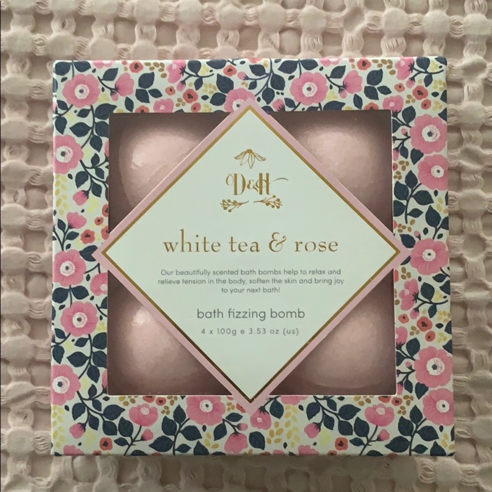 Four Pack Bath Bombs